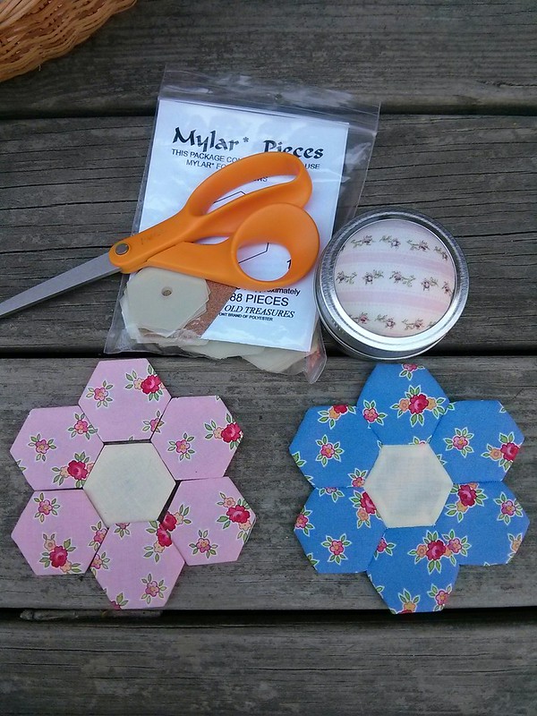 Hexagon hand piecing. Fabric by Pam Kitty.