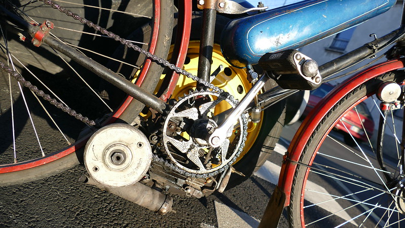 Vélo à moteur Mosquito 31251405702_eb75c6cd0d_c