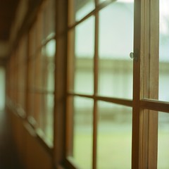 閑院の窓