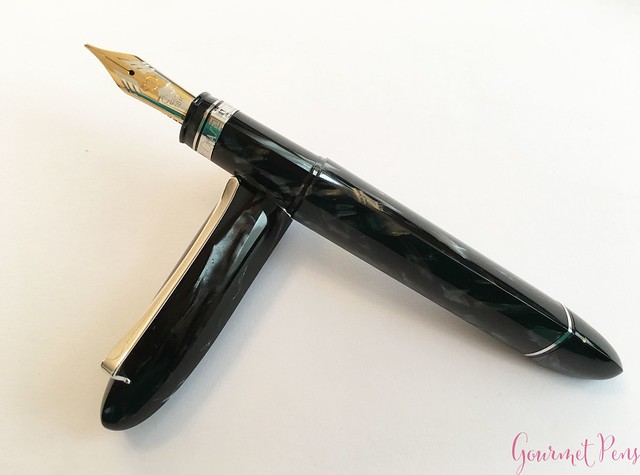 Review 90th Anniversary Omas Icons Celluloid Collection Set @PapierundStift 44