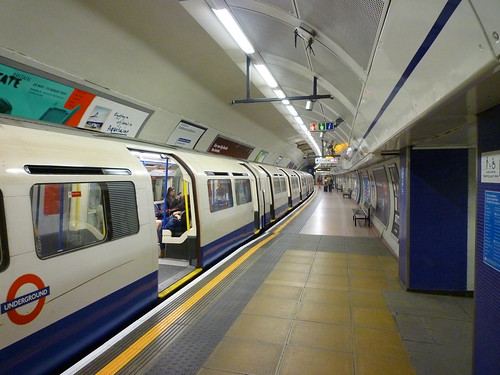 201406032 London subway station 'King's Cross St. Pancras'