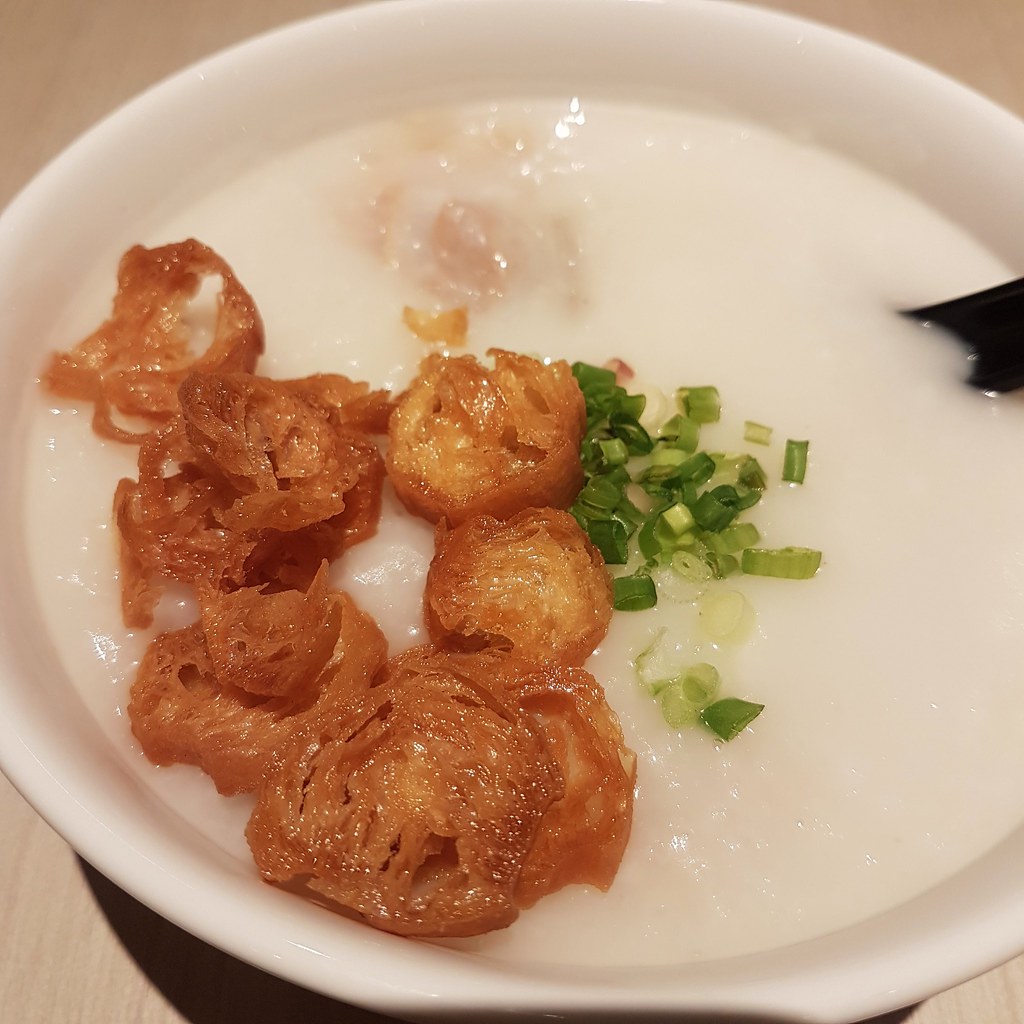 鱼腩滑鸡粥 Fish belly and Chicken Congee $16 @ Canton-i Sunway Pyramid