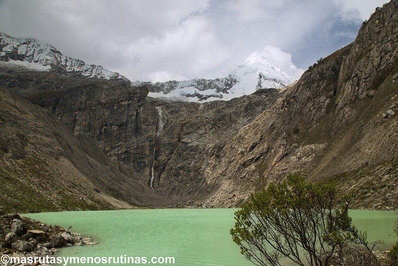 Por el norte de PERÚ. De los glaciares a la selva - Blogs de Peru - Lago Parón y Laguna Artesoncocha, misma agua, distinto color (9)