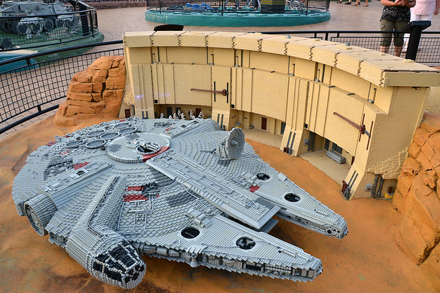 Parque de atracciones Legoland - Halcón milenario
