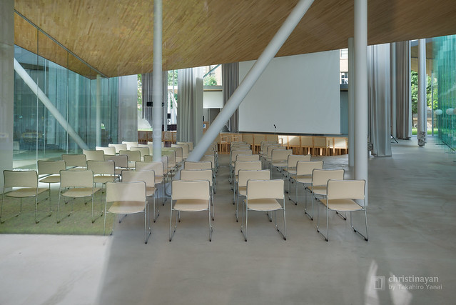 Inside of Okayama University, Junko Fukutake Hall (岡山大学　Junko Fukutake Hall)