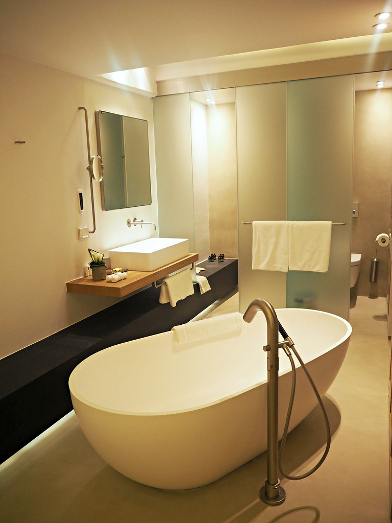 Billl & Coo suites mykonos room