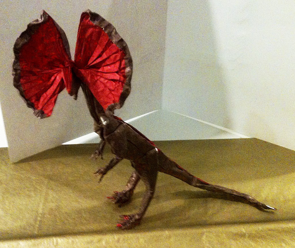 Origami Dilophosaurus. Folded by me 15" tissue foil. orig… Flickr