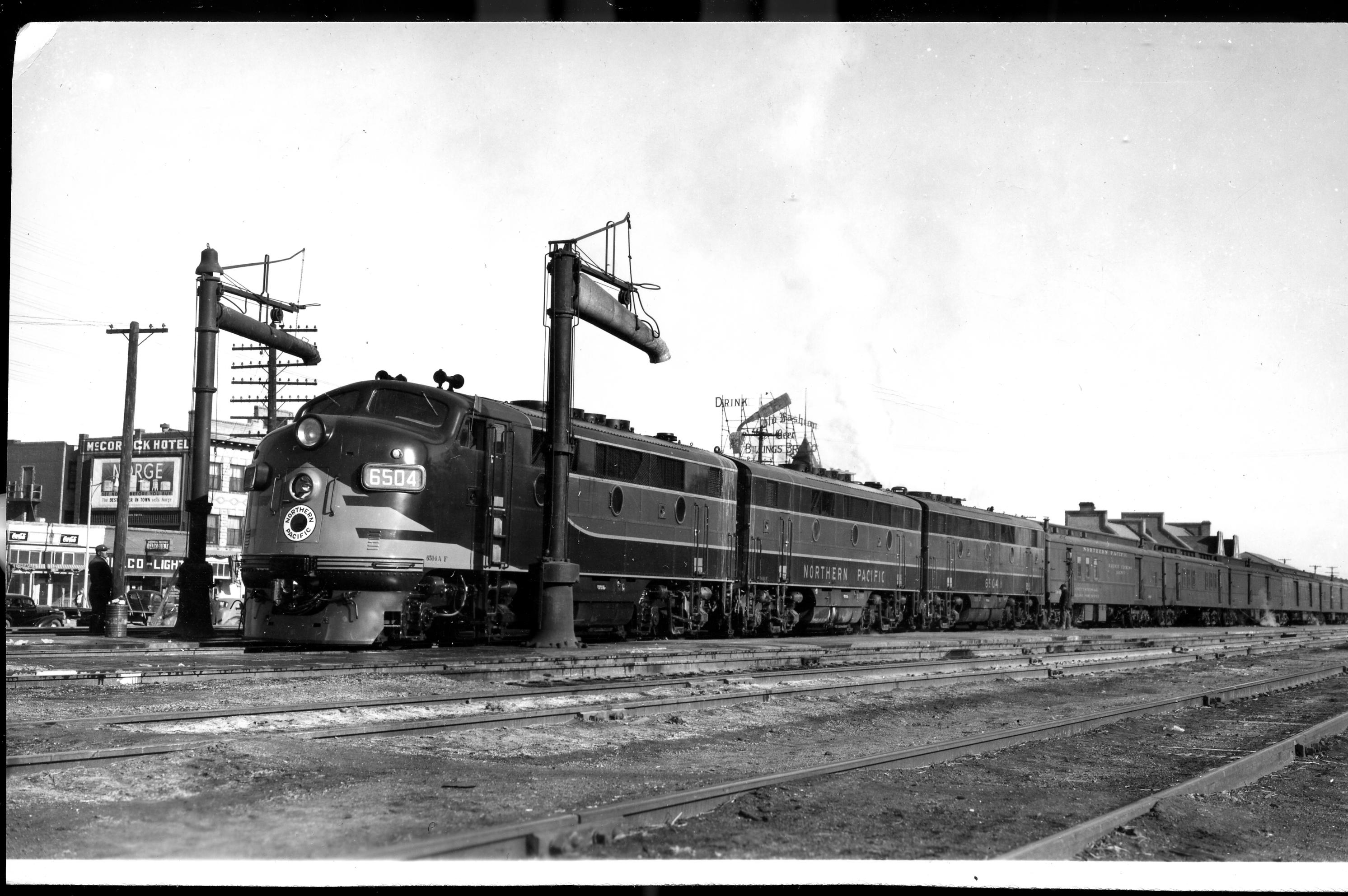 Northern Pacific F3 6504, presumably the North Coast Limited in ...