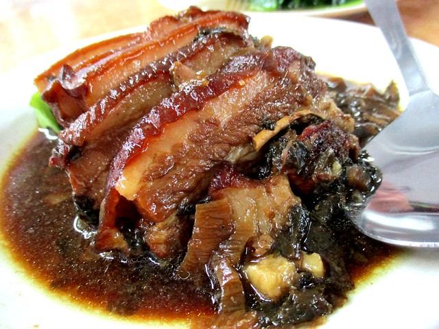 Dragon Restaurant braised pork belly with preserved vegetables