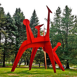 Pepsi-Cola in the sculpture garden of a statue of Alexander Calder (Calder) sculpture.