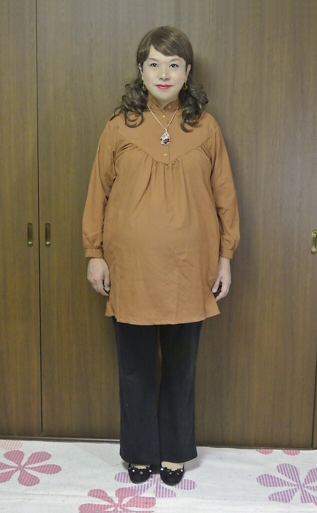 Orange pullover tunic and Black pants #1
