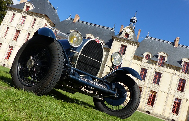 Bugatti type 38 au chateau de Mesnil Voisin (91) 20 Septembre 2015 21586513861_8fb190aa57_c