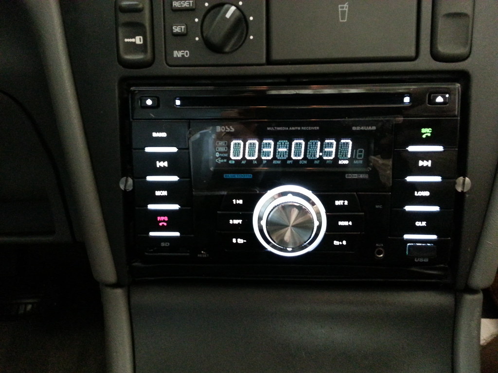 Stereo Install Dash Kit Volvo S40 00 01 02 03 04 2000 car Radio Wiring Insta. 