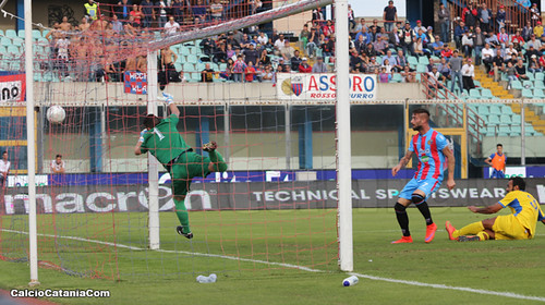 Il gol del 2-0 firmato da Elio Calderini