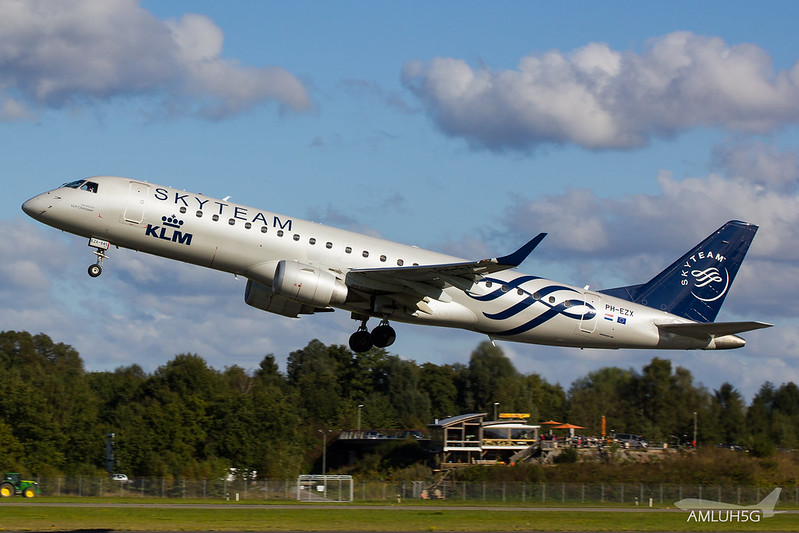 KLM - E190 - PH-EZX (1)