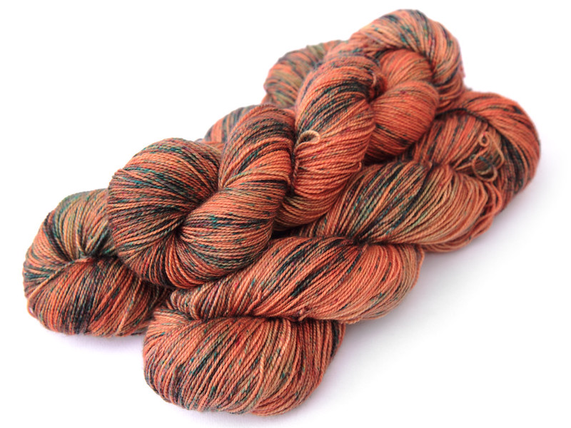 Favourite Sock – hand-dyed superwash merino 4 ply yarn ‘Tarnished Copper’