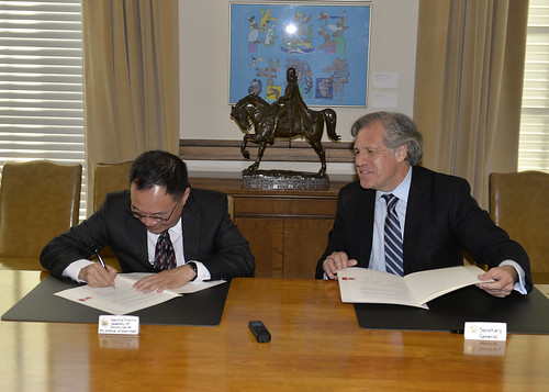 OAS and University of Pennsylvania Sign Agreement to Train Staff of the Organization