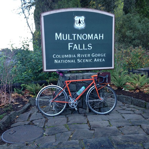 Multnomah Falls kit bike