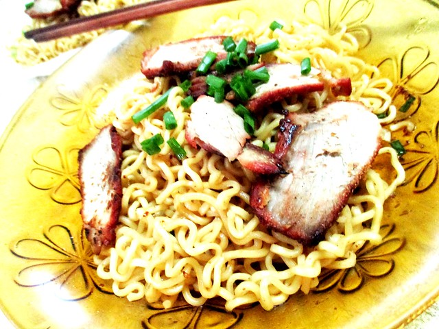Indofood mi goreng with char siew