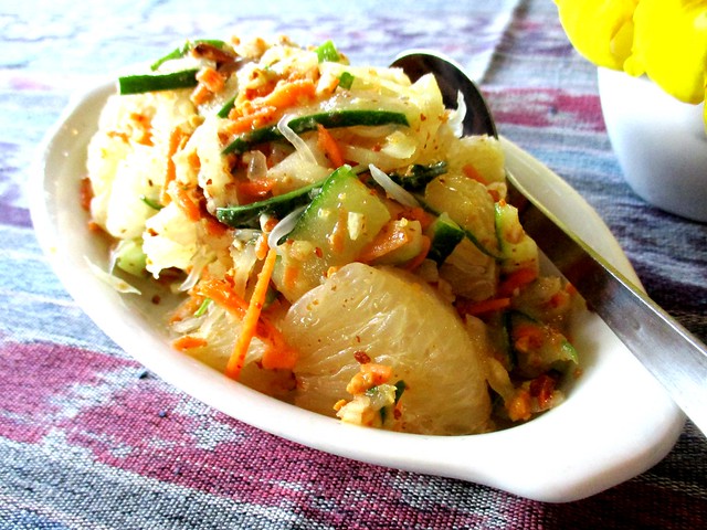 Payung pomelo salad
