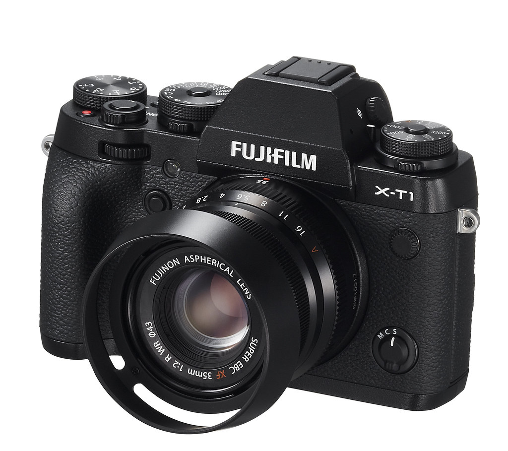 First Look: Fujifilm XF35mmF2 R WR « Fuji X Secrets