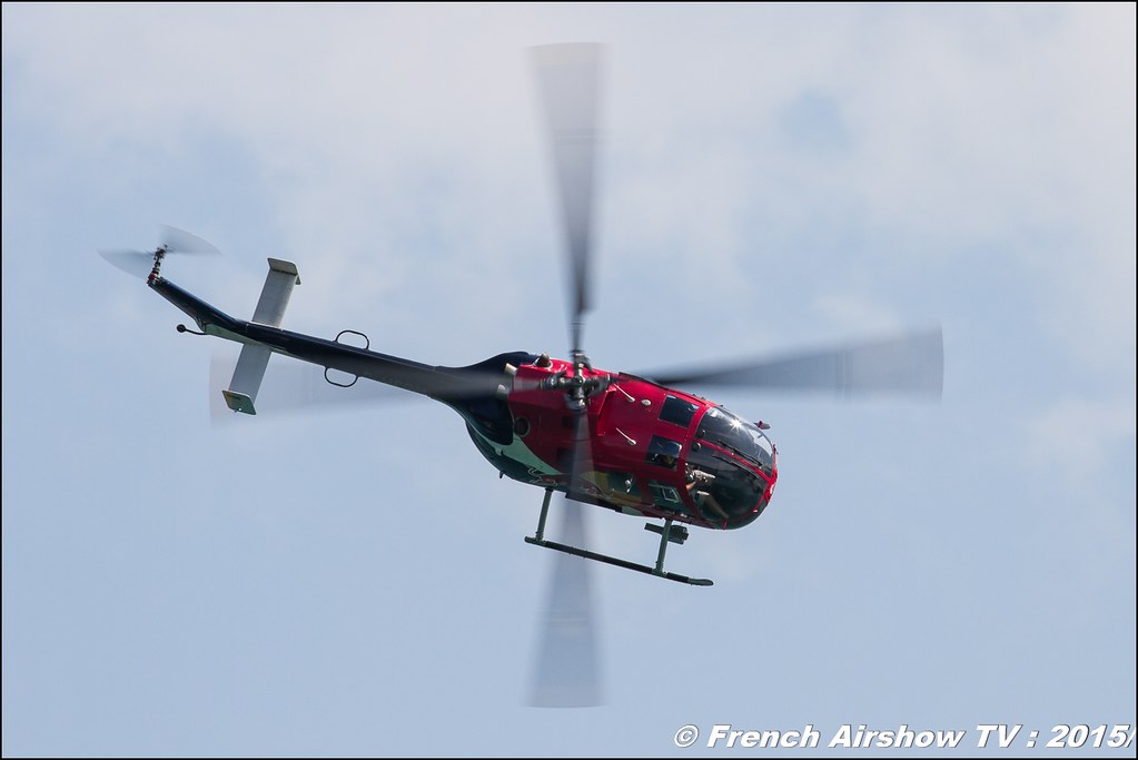 BO-105 Red Bulls , voltige Hélicoptere, Sankt Wolfgang / St Wolfgang : Austria , scalaria air challenge 2015, Meeting Aerien 2015