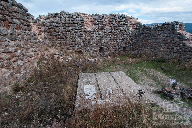 El Castillo de Riópar Viejo y su cementerio al aire libre