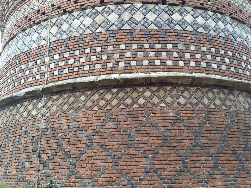 close-up of pigeonnier