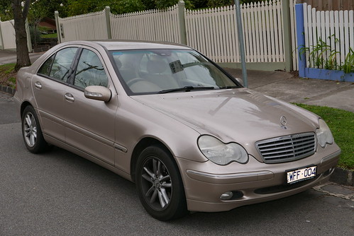 2002 Mercedes-Benz C 180 Kompressor (W203) Elegance sedan | Flickr ...