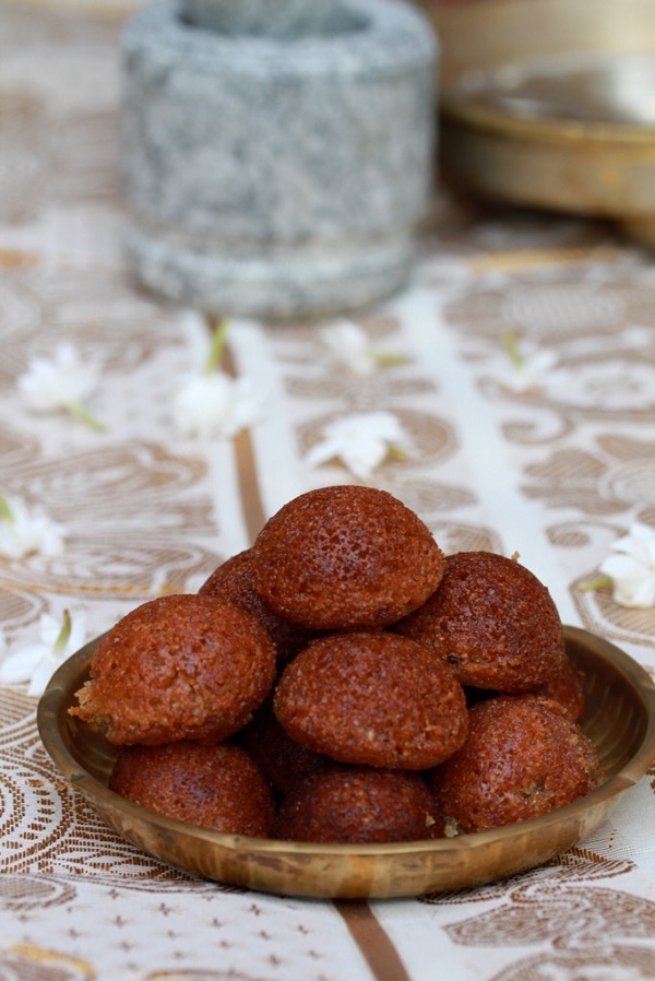 Nei Appam | Sweet Paniyaram | South Indian Sweet Puffed Pancakes