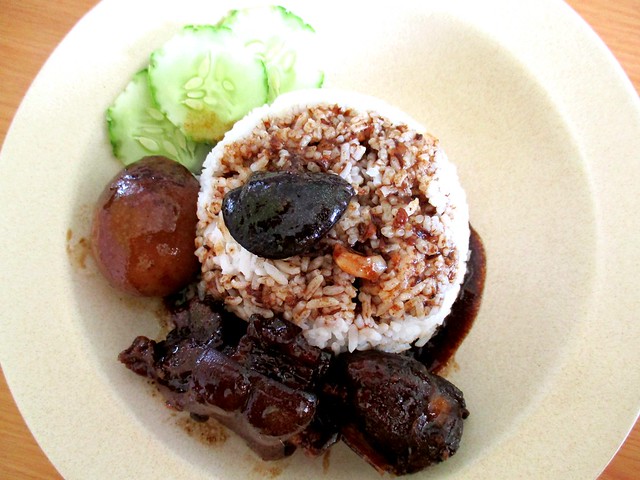 Hao San Yuan Cafe stewed pork leg rice 1