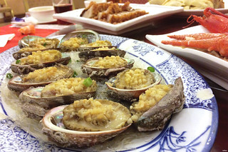 Steamed abalone with vermicelli