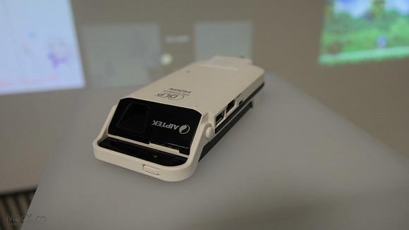 IPhone 5 micro projectors, mobile projector, Aiptek micro projector