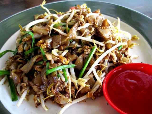 Colouful Cafe char kway teow