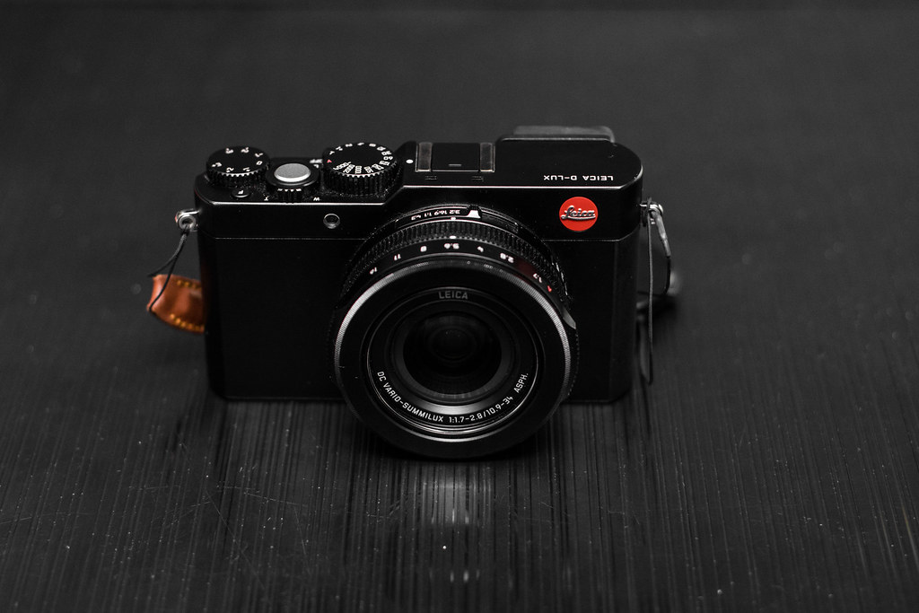 Leica D-Lux Typ 109 & Panasonic LX100 family