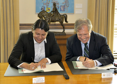 OAS and Mexico City Sign Agreement to Defend Human Rights