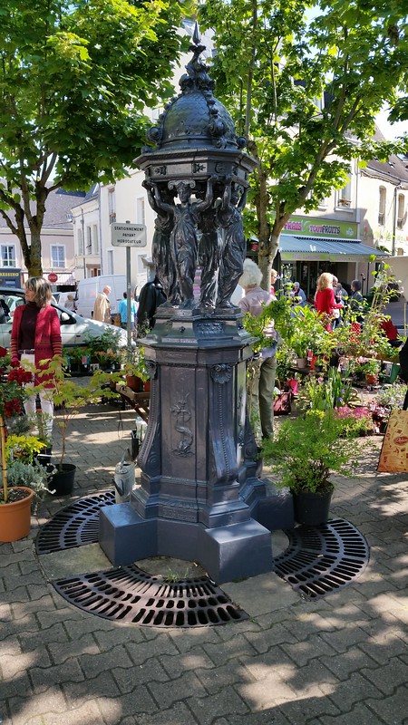 fountain at Nogent