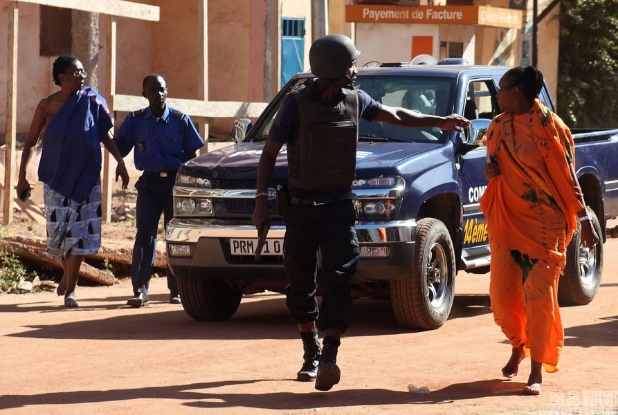 Attack on a hotel in Mali more than 170 people was hijacked with Chinese