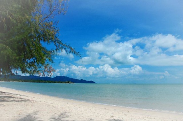 Download this Pongkar Beach Tanjung... picture