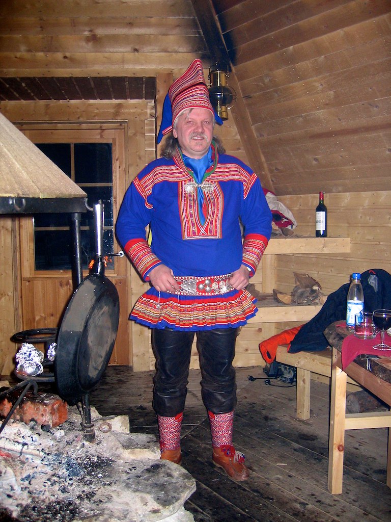 Lappland Dream: Traditionelle Kleidung der Samen | Die ...
