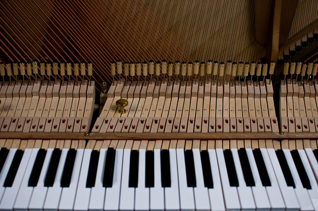 Upright Piano Mechanics (Wall Piano) | Flickr - Photo Sharing!