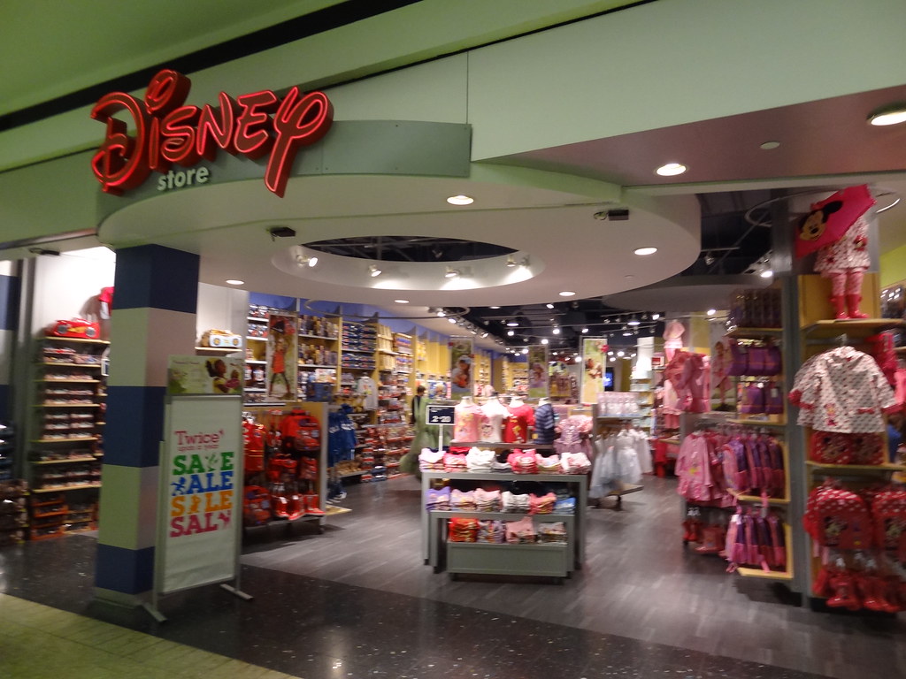 Disney Store at Lakeside Mall in Sterling Heights, MI Flickr