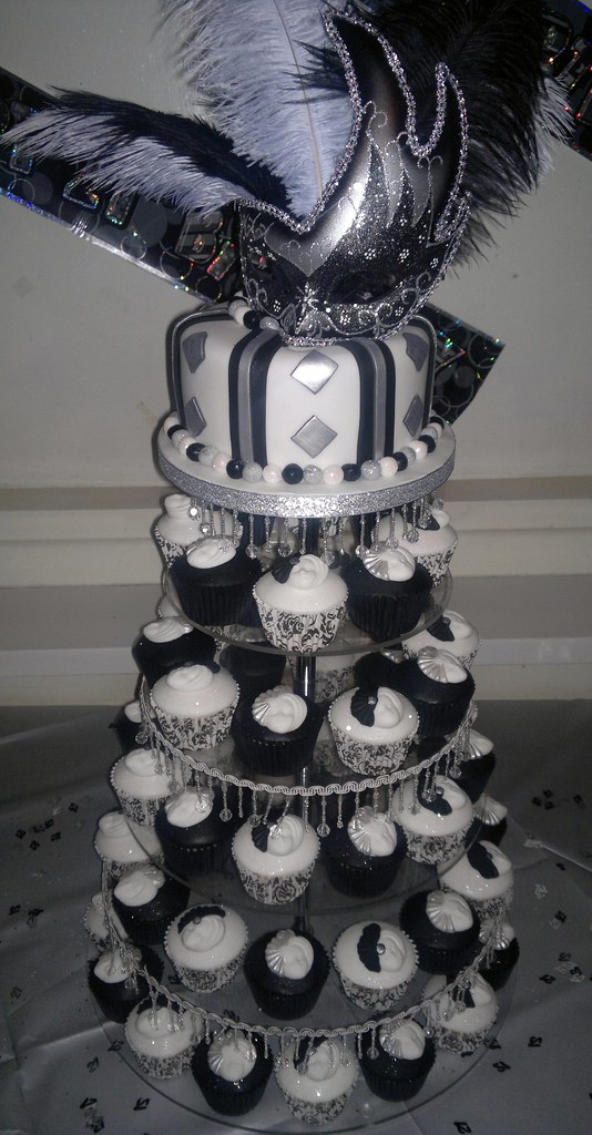 Black, white and silver Masquerade 21st birthday cake and … | Flickr