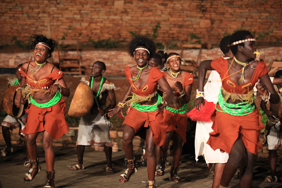 Uganda Folk Dances by Ndere Troupe | peace-on-earth.org | Flickr