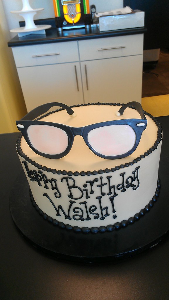 Hipster Glasses Birthday cake | Please allow at least 14 day… | Flickr