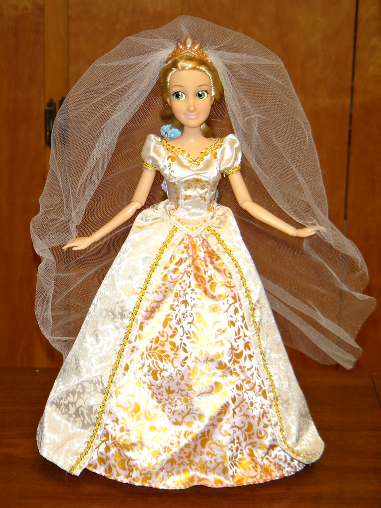 Disney Tangled Ever After Wedding Rapunzel 12'' Doll Unb
