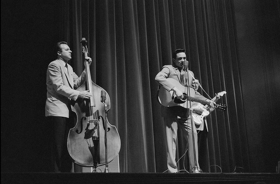 Johnny Cash & The Tennessee Two 1959 | Railroad Jack | Flickr