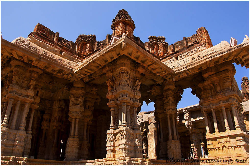 The Vijayanagara Architecture | Vijayanagara architecture is… | Flickr