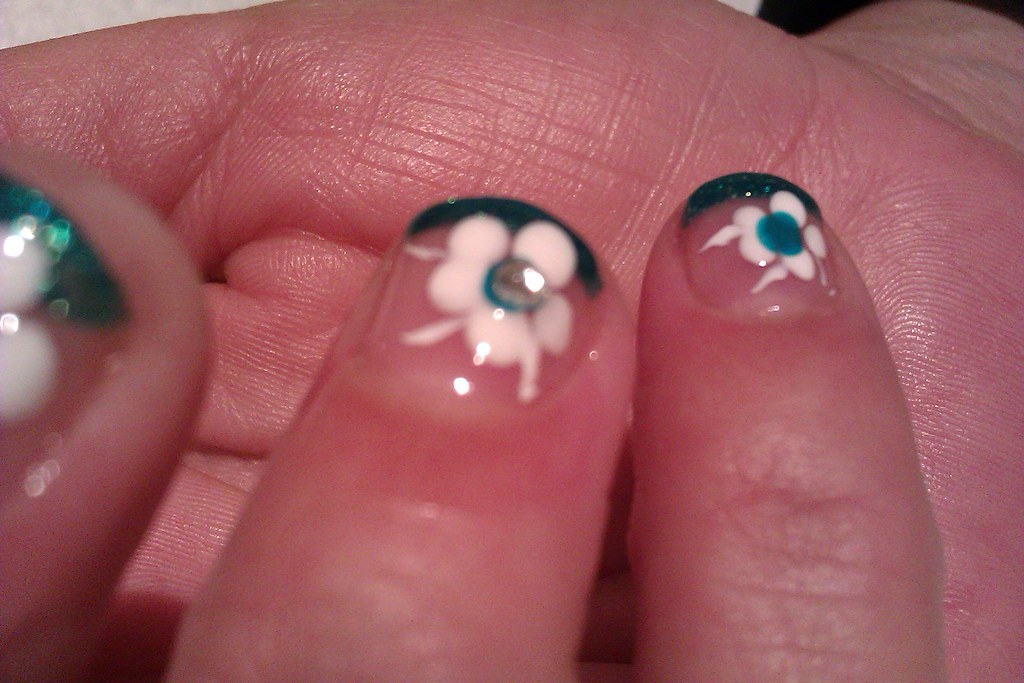 2. Easy Nail Art with Paper Towels - wide 1