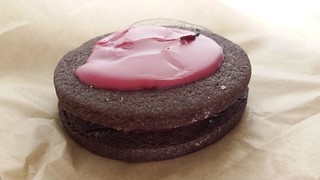 Strawberry and Hibiscus Curd Cookie from Smith & Deli